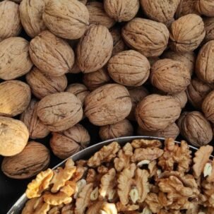 WALNUT KASHMIRI KAGZI AKHROT